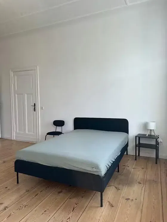 Chambre; parquet, lumière naturelle