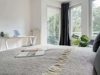 Bedroom; natural light, view