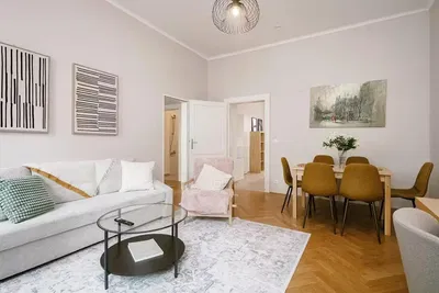 Wohnzimmer; tageslicht, moderner stil