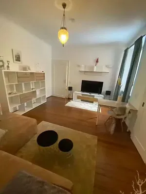 Obývačka; prirodzené svetlo, moderný štýl