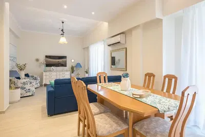 Wohnzimmer; tageslicht, moderner stil