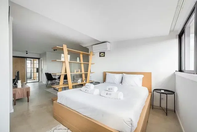 Slaapkamer; natuurlijk licht, moderne stijl