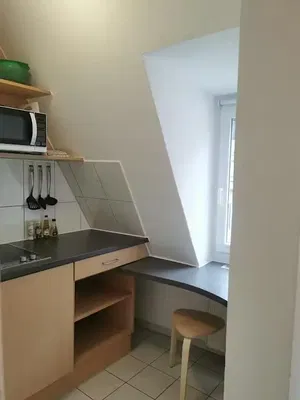 Kitchen; kitchen appliances, tile floor