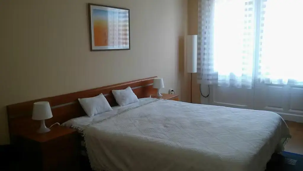 Schlafzimmer; tageslicht, moderner stil