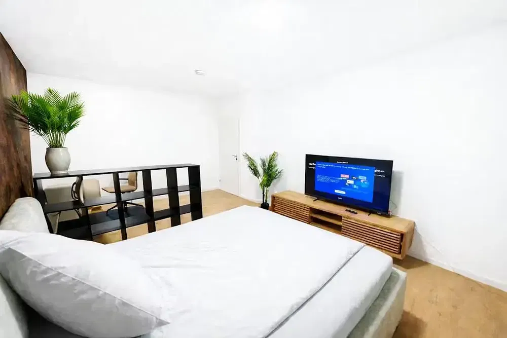 Schlafzimmer; tageslicht, moderner stil