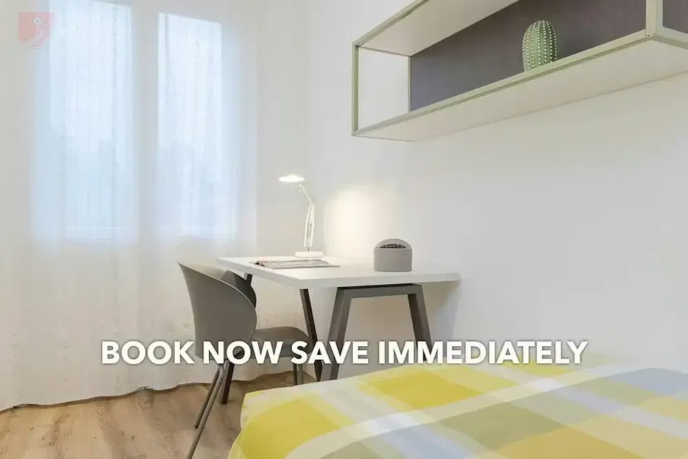 Schlafzimmer; holzboden, tageslicht, moderner stil