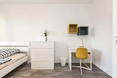 Camera da letto; luce naturale, stile moderno