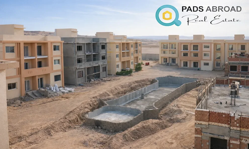 House and surroundings