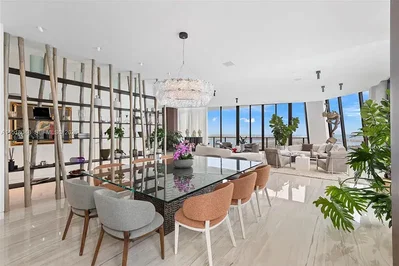 Oturma odası; manzara, doğal ışık, modern stil