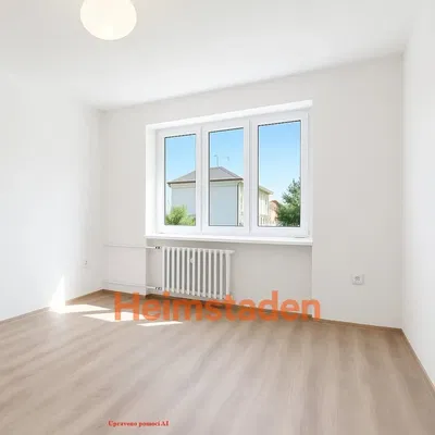 Wohnzimmer; blick, holzboden, tageslicht