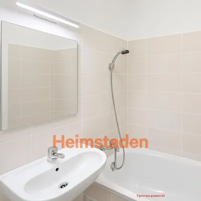 Banyo; fayans zemin, tadilatlı, doğal ışık, modern stil