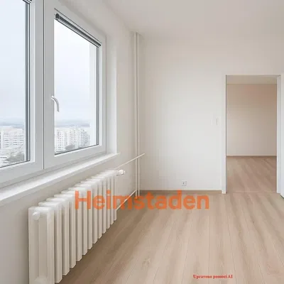 Schlafzimmer; blick, holzboden, tageslicht