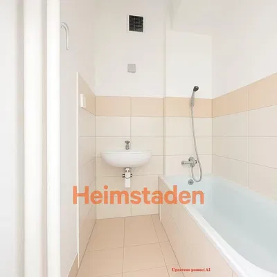 Badezimmer; fliesenboden