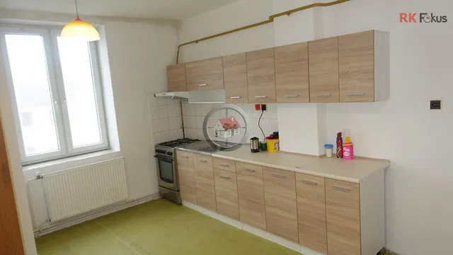 Кухня; кухненски уреди, плочки