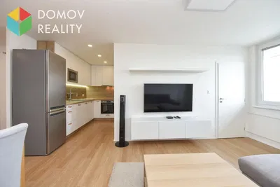 Salón; electrodomésticos, luz natural, estilo moderno, suelo de madera