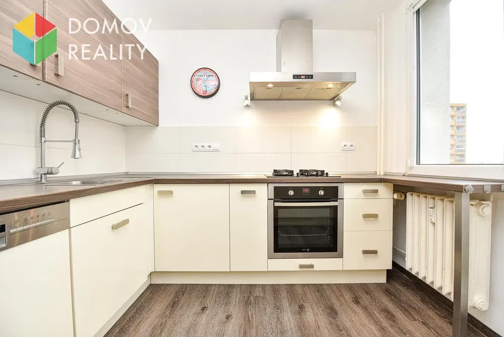 Kitchen; kitchen appliances, view