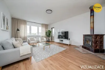 Salon; kominek, światło dzienne, podłoga drewniana