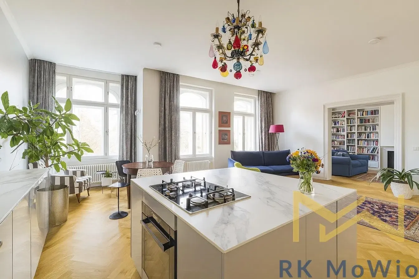 Kitchen; kitchen appliances, natural light, modern style