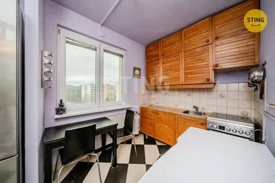 Kitchen; kitchen appliances, tile floor