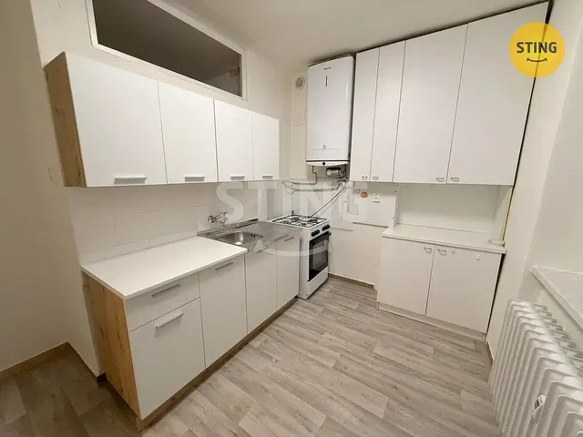 Cuisine; électroménager, chauffe-eau