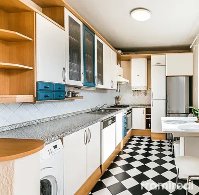 Кухня; кухненски уреди, плочки