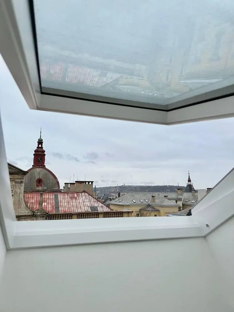 Other; view, natural light