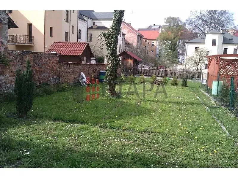 Haus und umgebung; blick, tageslicht