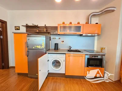 Küche; küchengeräte, holzboden, renoviert, tageslicht, moderner stil