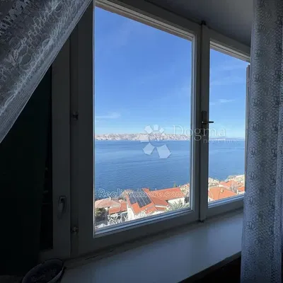 Balcon; vue, lumière naturelle