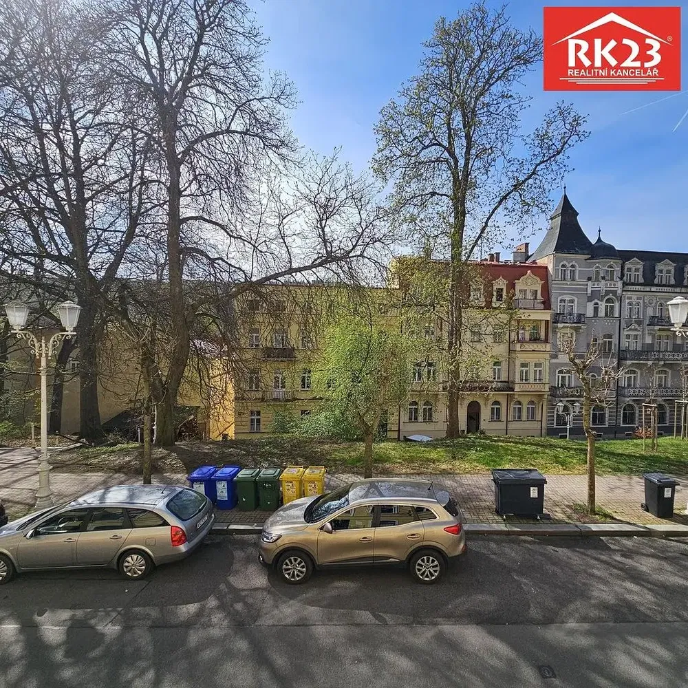 Haus und umgebung; blick