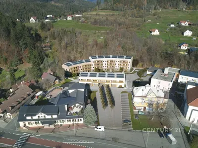 Haus und umgebung; blick