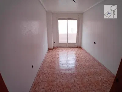 Autre; carrelage, lumière naturelle