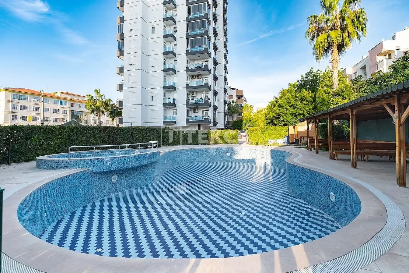 Kuća i okolina; pogled, prirodna svjetlost