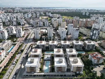 Huis en omgeving; uitzicht