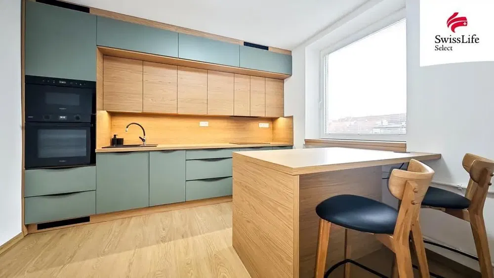 Küche; küchengeräte, tageslicht, moderner stil, renoviert