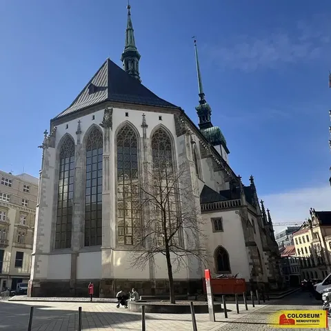 House and surroundings; view