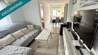 Oturma odası; doğal ışık, modern stil