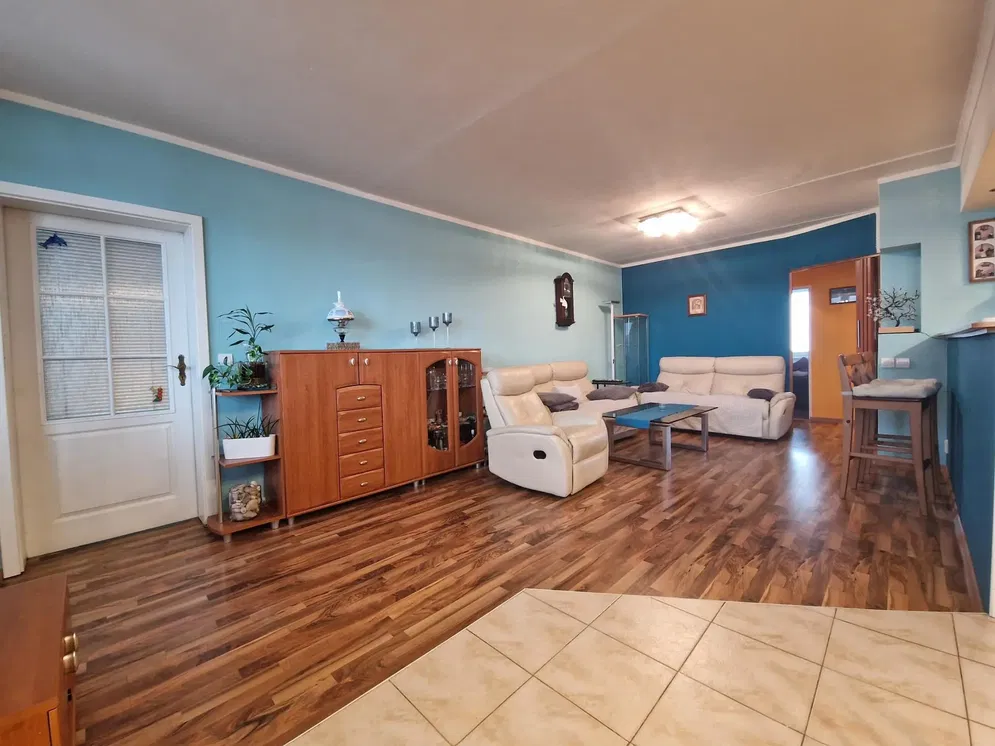 Living room; natural light, modern style