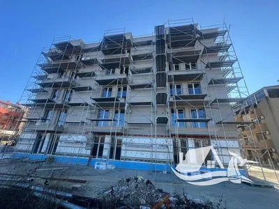 Haus und umgebung; renovierungsbedürftig