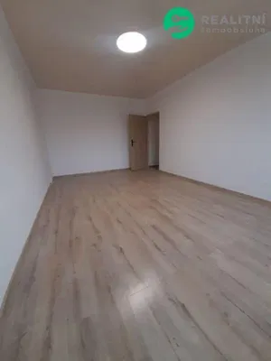 Overig; houten vloer, natuurlijk licht
