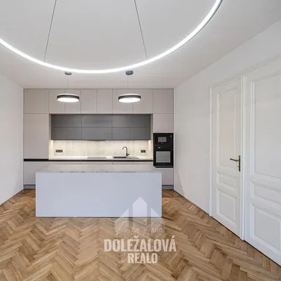 Küche; küchengeräte, holzboden, moderner stil, renoviert, tageslicht