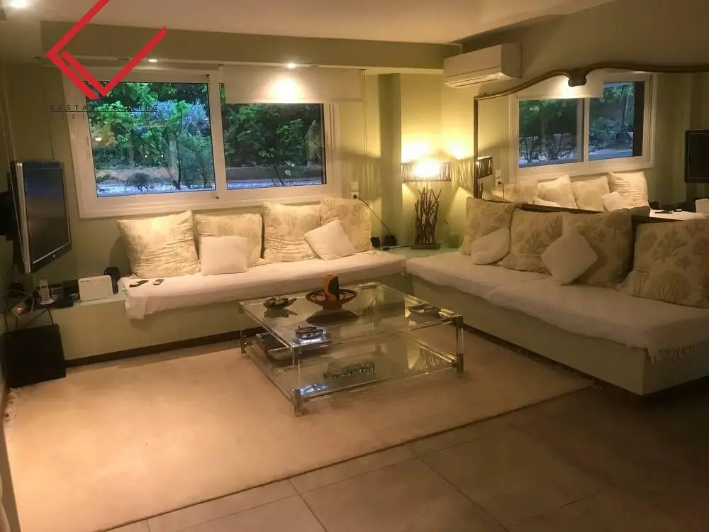 Salon; vue, lumière naturelle, style moderne