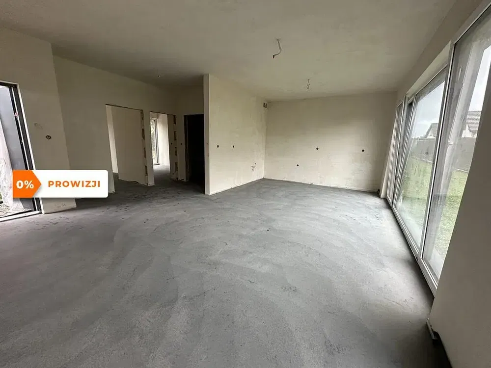 Otro; necesita renovación, luz natural