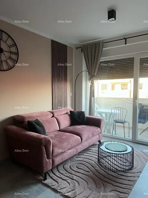 Dnevna soba; moderni stil, prirodno svjetlo, pogled