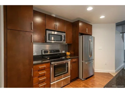 Cozinha; eletrodomésticos, estilo moderno