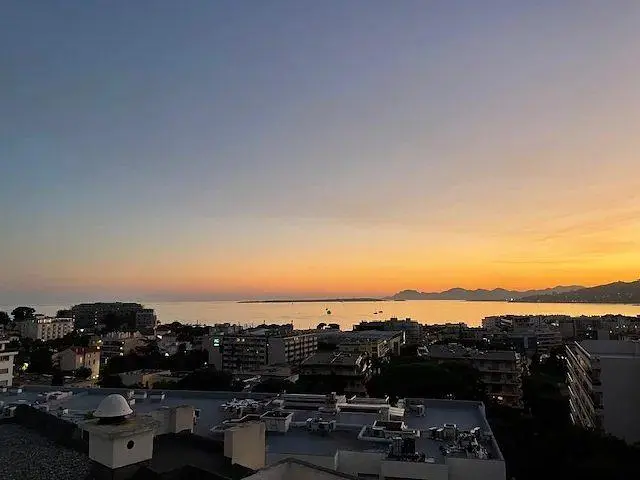 Σαλόνι