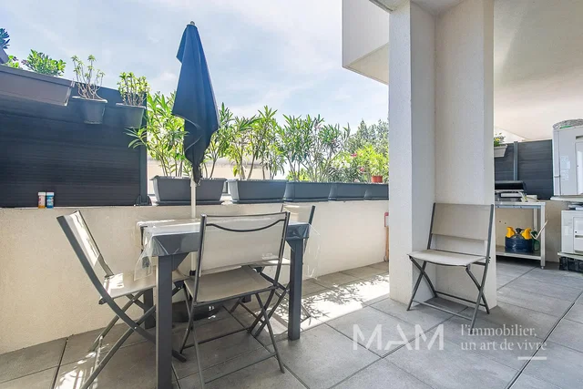 Terrace; natural light