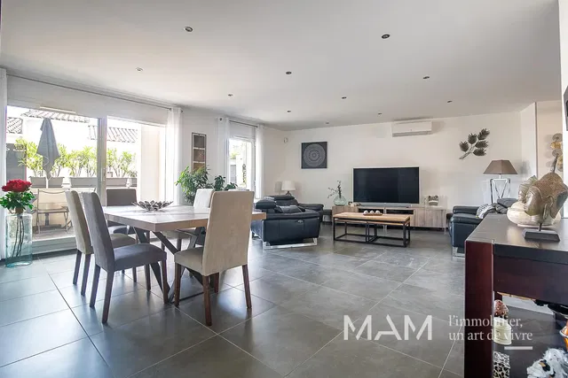 Living room; tile floor, natural light, modern style, view