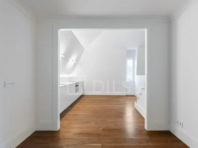 مطبخ; أرضية خشبية, ضوء طبيعي