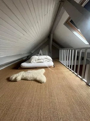 Camera dei bambini; luce naturale